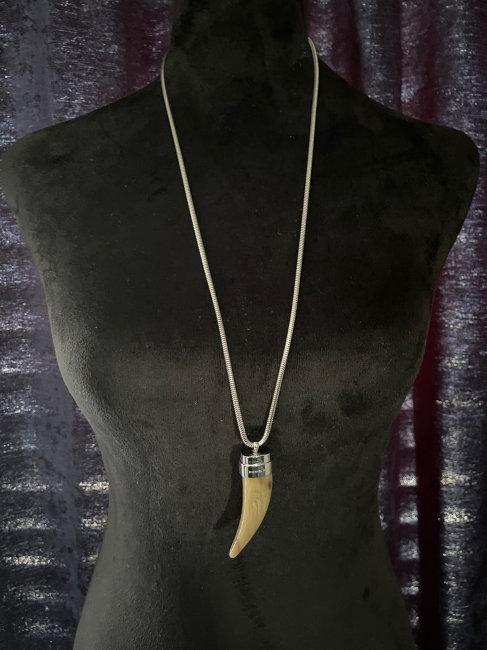 Michael Kors Silver-Tone Chain Necklace with Beige Horn Pendant